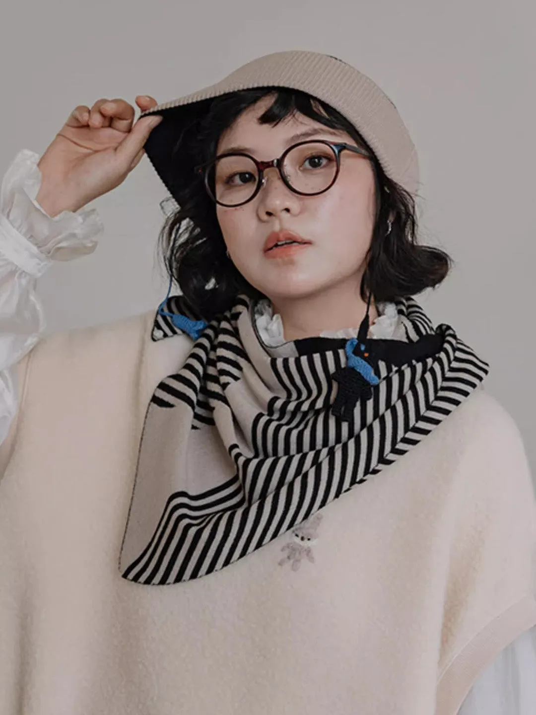 Chowxiaodou Wool Knit Triangle Scarf