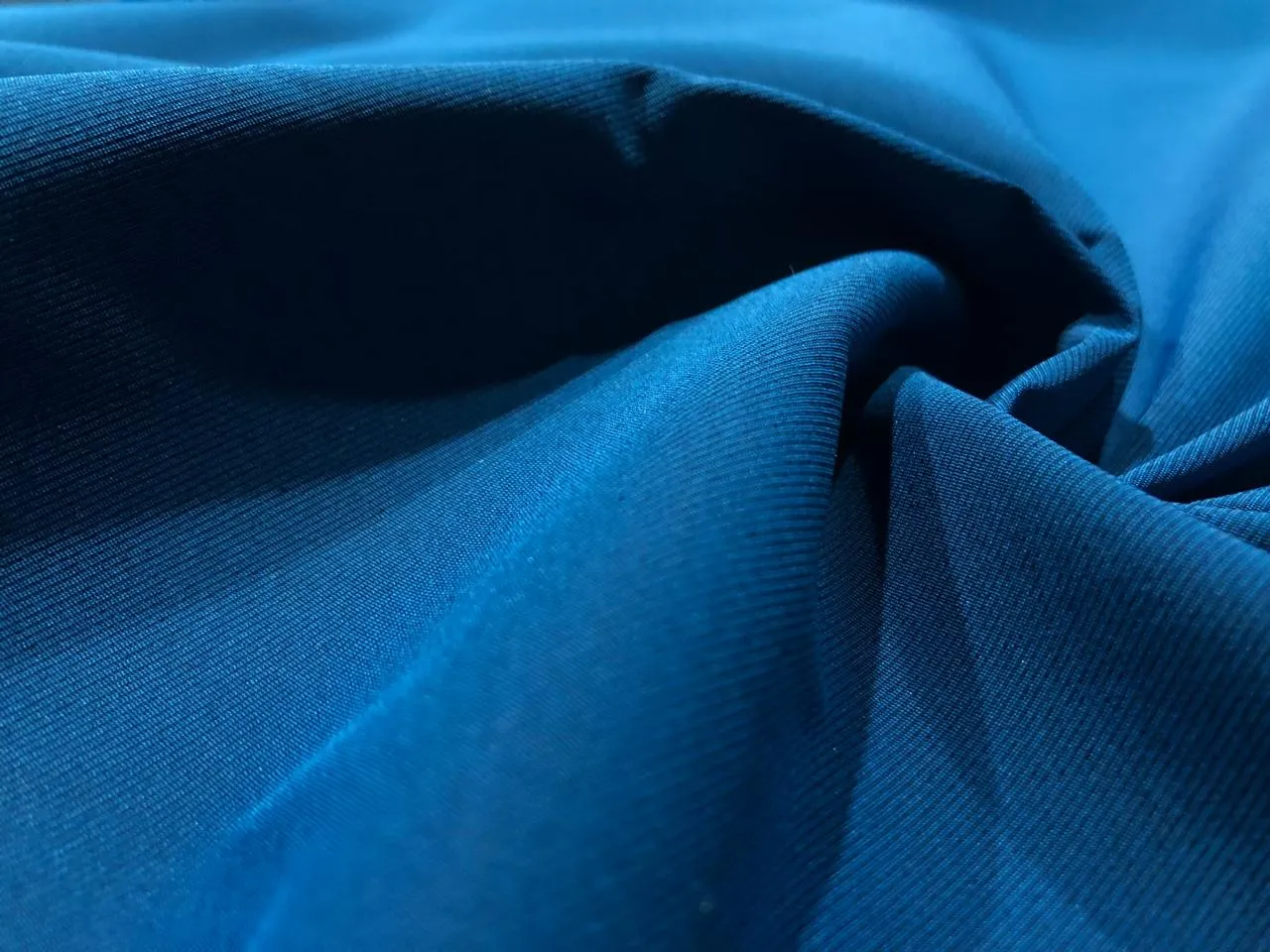 Cotton 68%,polyethylene textile 30%, Polyurethane(pu)2% Stretch Jersey.REVERSABLE available in blue and black as well as lilac and dusty rose