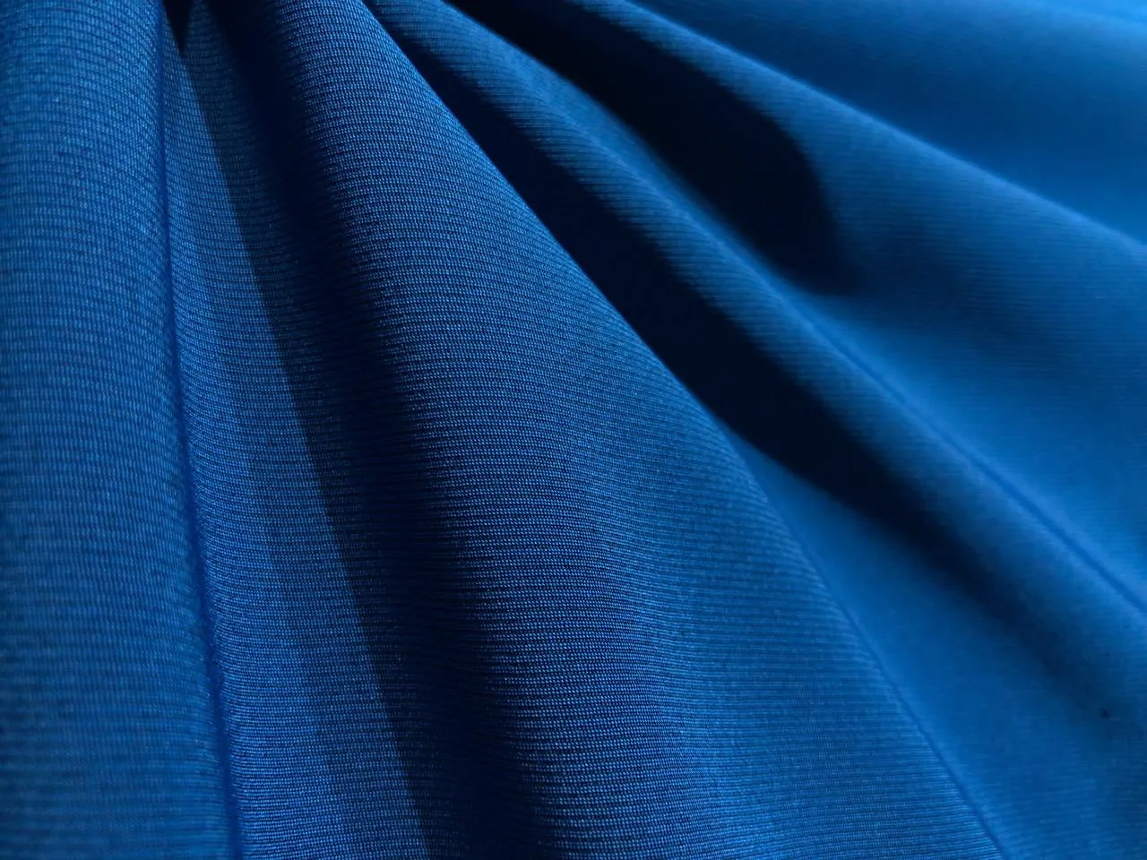 Cotton 68%,polyethylene textile 30%, Polyurethane(pu)2% Stretch Jersey.REVERSABLE available in blue and black as well as lilac and dusty rose