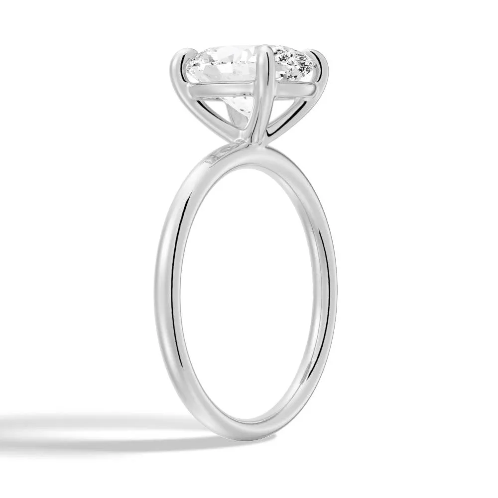 Four-Prongs Oval Solitaire Moissanite Engagement Ring