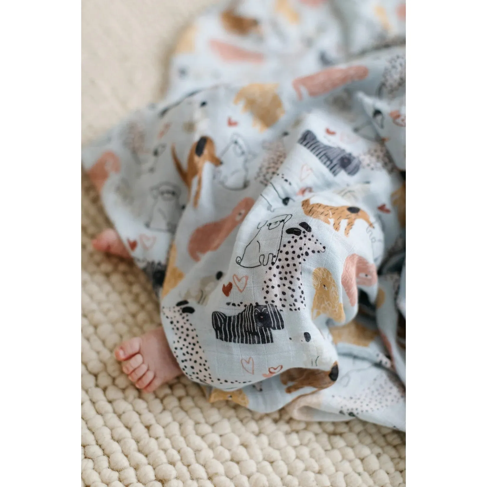 Loulou Lollipop swaddle honey puppies