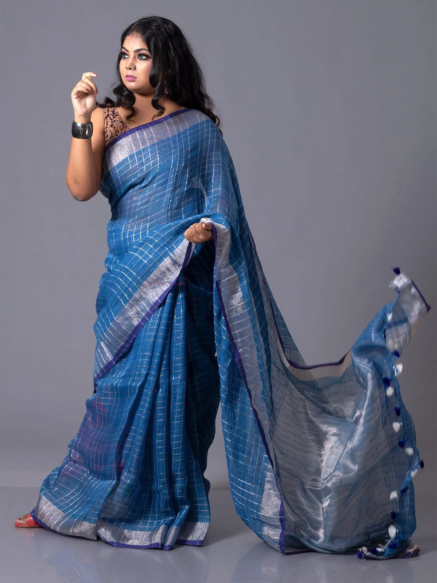 Stylish True Blue Allover Check Linen Saree