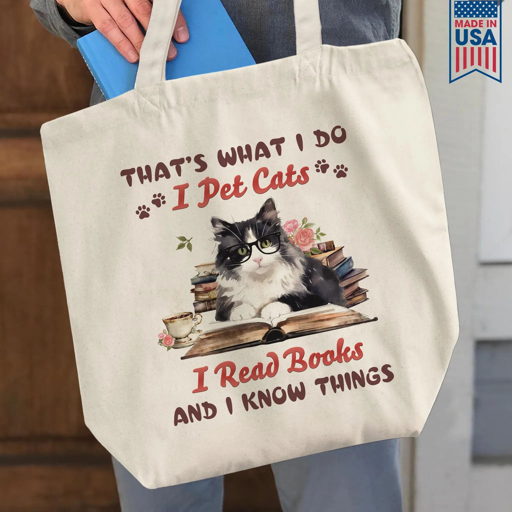 That's What I Do I Pet Cats I Read Books And I Know Things Book Lovers Gift TBW341